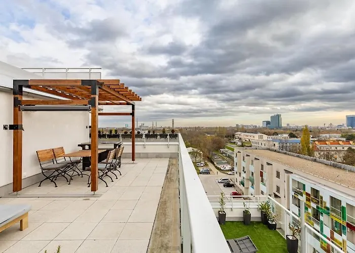 Nobelova Terrace Bliss