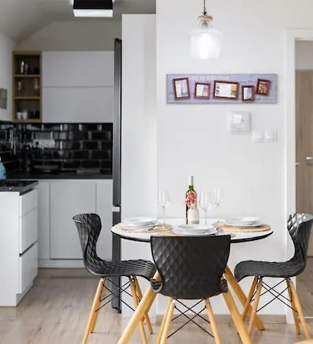 Nobelova Terrace Bliss